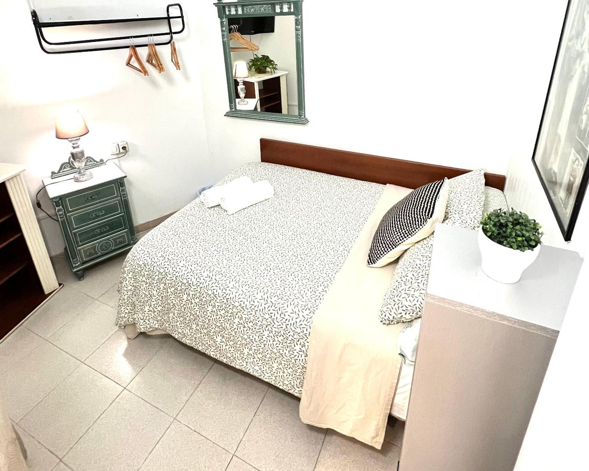 Alcamar Habitacion Privada Con Las Areas De Sala, Cocina Y Bano Que Se Comparten Cerca Al Mar! Alcala  Ngoại thất bức ảnh
