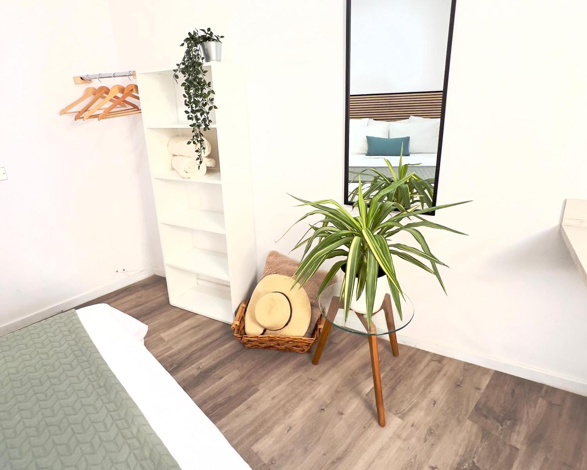 Alcamar Habitacion Privada Con Las Areas De Sala, Cocina Y Bano Que Se Comparten Cerca Al Mar! Alcala  Ngoại thất bức ảnh