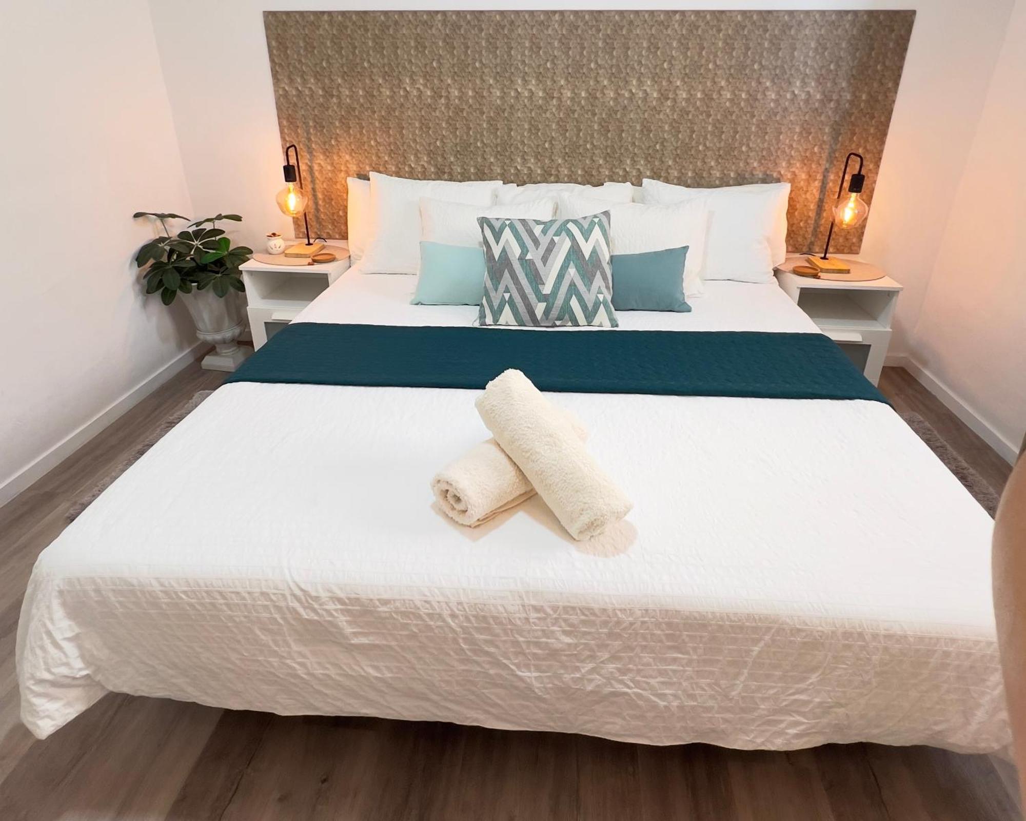 Alcamar Habitacion Privada Con Las Areas De Sala, Cocina Y Bano Que Se Comparten Cerca Al Mar! Alcala  Ngoại thất bức ảnh