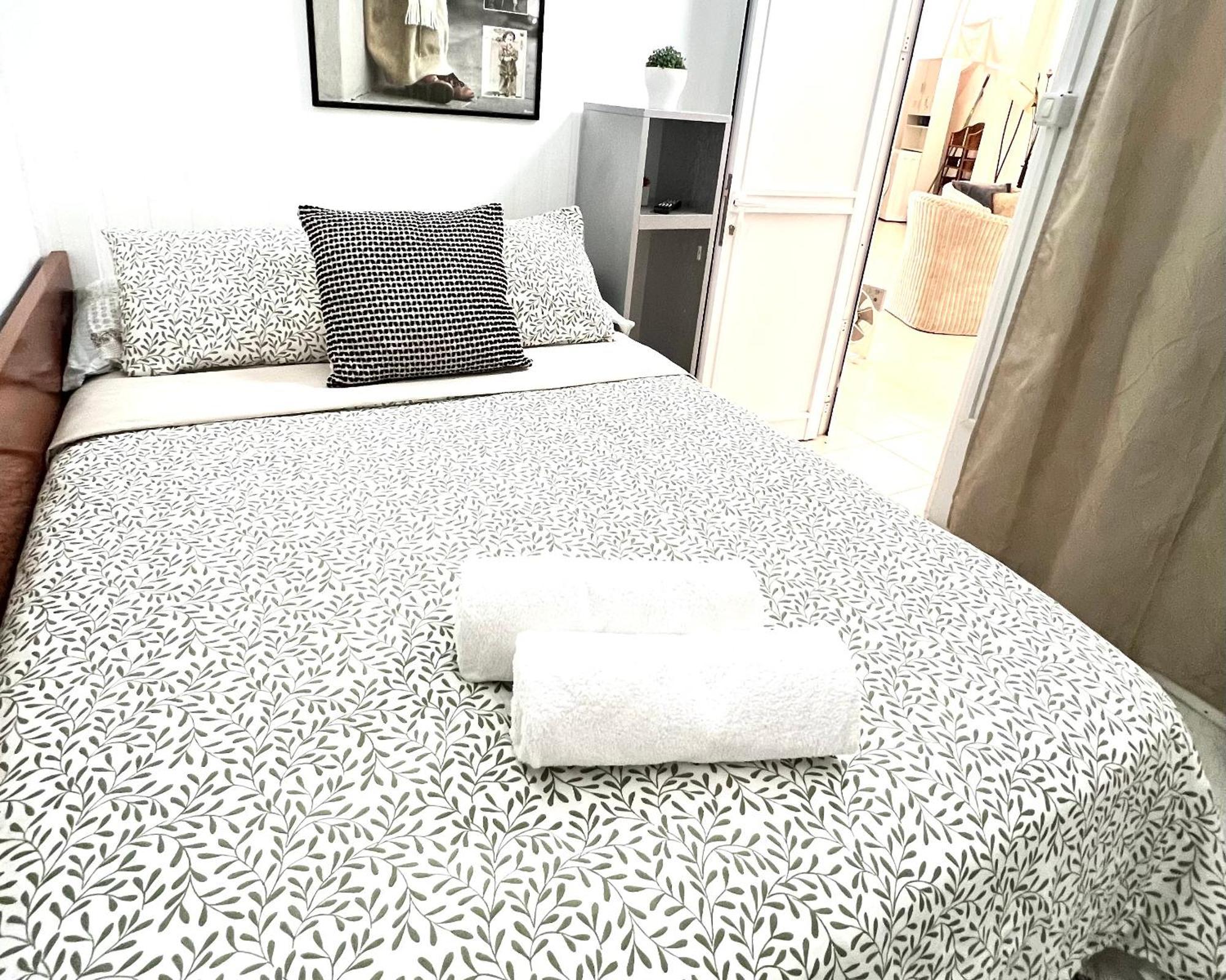 Alcamar Habitacion Privada Con Las Areas De Sala, Cocina Y Bano Que Se Comparten Cerca Al Mar! Alcala  Ngoại thất bức ảnh