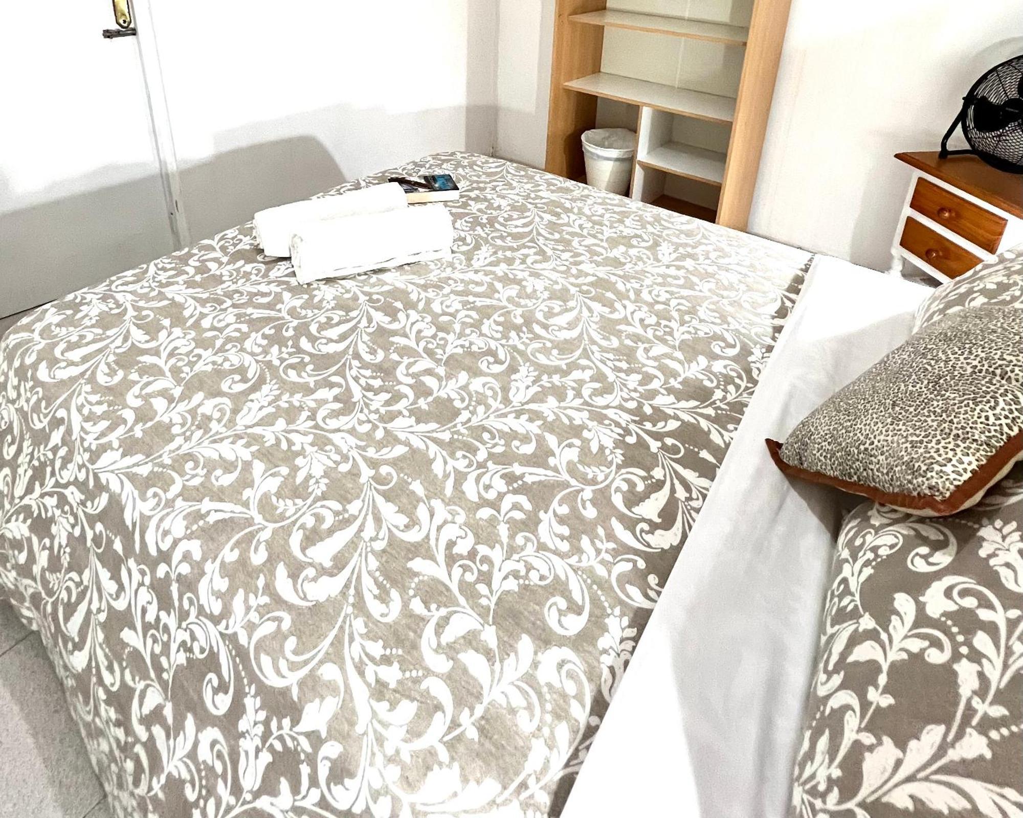 Alcamar Habitacion Privada Con Las Areas De Sala, Cocina Y Bano Que Se Comparten Cerca Al Mar! Alcala  Ngoại thất bức ảnh