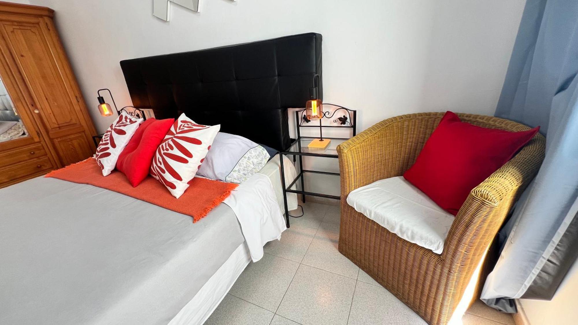 Alcamar Habitacion Privada Con Las Areas De Sala, Cocina Y Bano Que Se Comparten Cerca Al Mar! Alcala  Ngoại thất bức ảnh