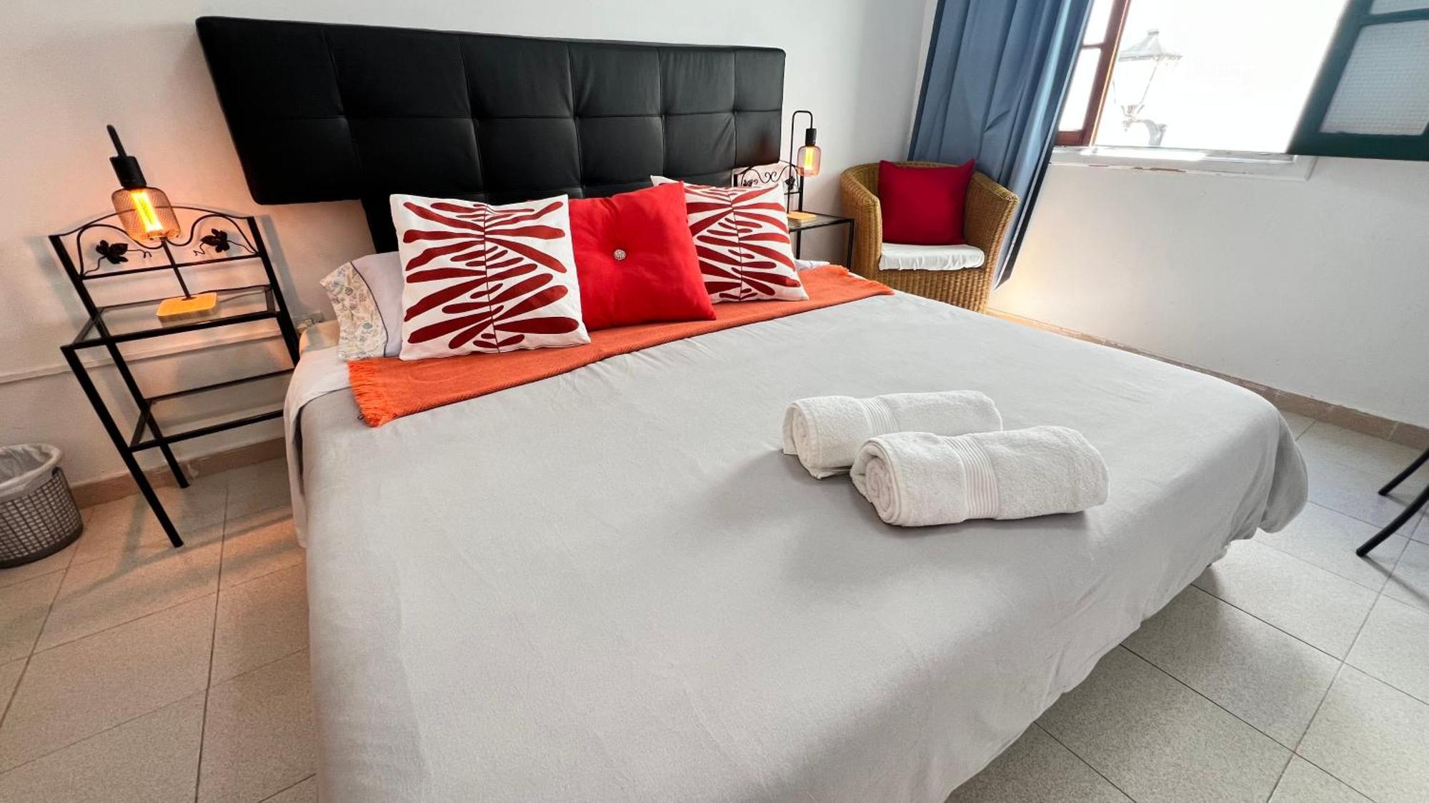 Alcamar Habitacion Privada Con Las Areas De Sala, Cocina Y Bano Que Se Comparten Cerca Al Mar! Alcala  Ngoại thất bức ảnh