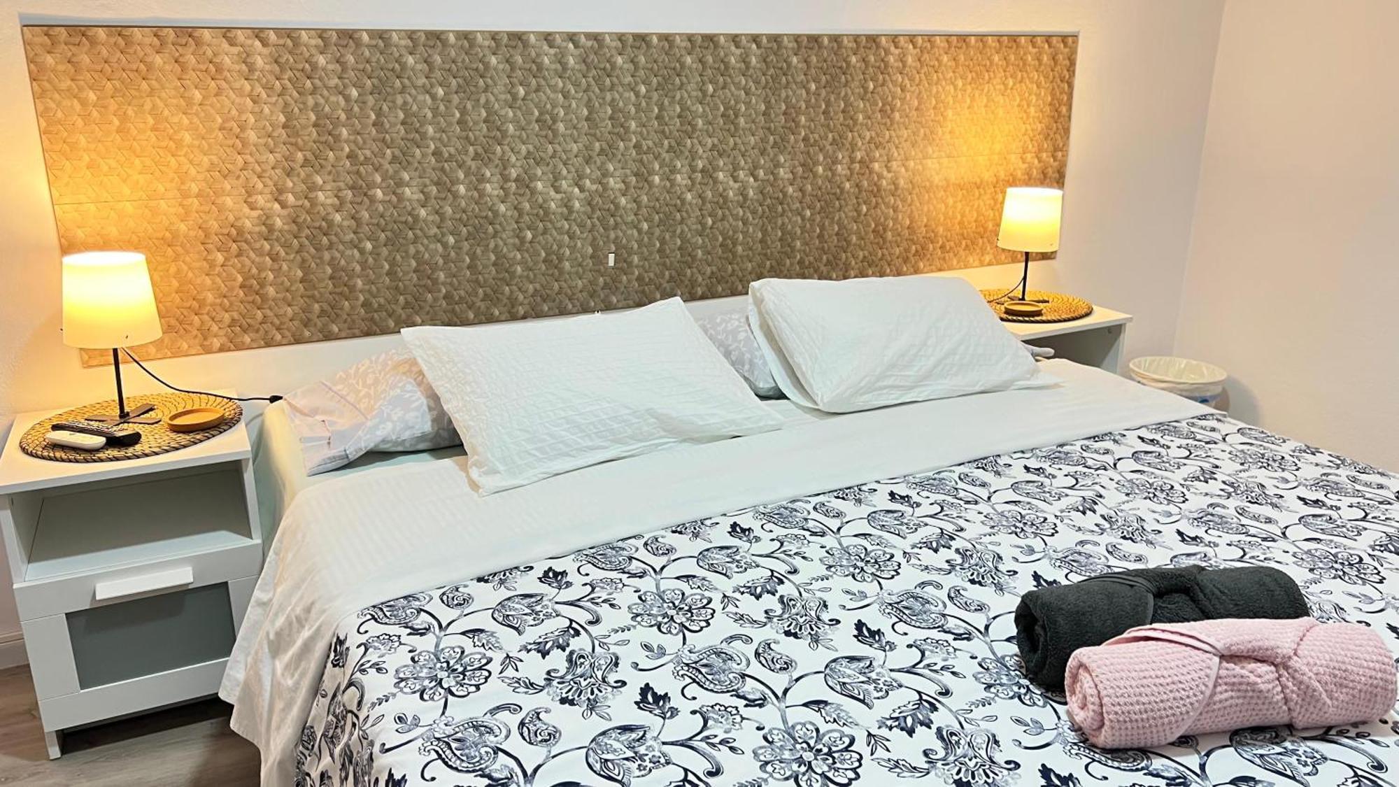 Alcamar Habitacion Privada Con Las Areas De Sala, Cocina Y Bano Que Se Comparten Cerca Al Mar! Alcala  Ngoại thất bức ảnh